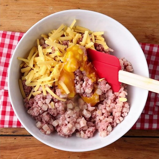 HORMEL® MARY KITCHEN® Corned Beef Hash Waffles