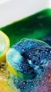 🍋 Check out the lemon volcano science experiment 🌋 Watch as the baking soda and lemon juice react to create a fizzy eruption ✨🔗 https://www.funwithmama.com/lemon-volcano-science-experiment/ | Fun With Mama