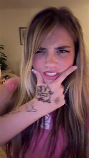 Did some drawings on my arm on stream | drawing