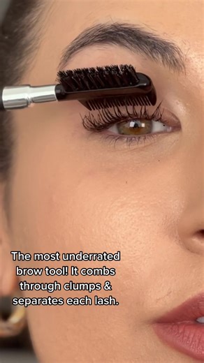 Eyelash Separator Comb: Essential Tool for Perfectly Separated Lashes