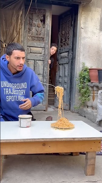 تحدي الاندومي !!