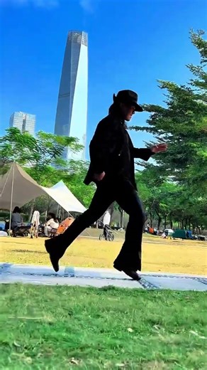 Breakdance Step to Start Your Dance Journey | #shorts #shortsviral #youtubeshorts