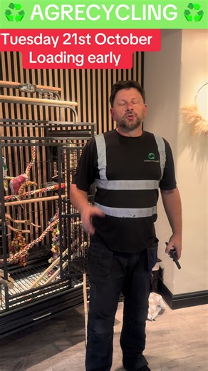 Loading Lorry for Agrecycling on October 21, 2025