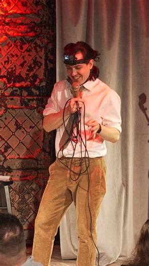 Reuben Solo on Instagram: "Man walks in to the wrong show. From a Chicago show on my US tour. I'm back from the US and done touring for the year. Thanks to everyone that came to a show ❤️ 🎶: @james___mclennan #standup #standupcomedy"