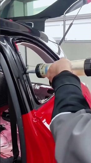 How To Install a Windshield With Polyurethane Sealant?