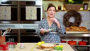 We’re excited to say that “Catherine’s Farmhouse Kitchen” is back with an all-new season starting tonight! Join @catherinefulvio_chef from the verdant rolling hills of County Wicklow, Ireland for the premiere episode "HEALTHY OPTIONS," on RECIPE.TV TONIGHT at 6pm PT/9pm ET. Chef Fulvio will be bringing you some of her freshest fun healthy recipes from her beautiful Ballyknocken Granola to her light and lovely Smoothie Bowl. Finally, her pièce de résistance... a refreshing Rainbow Salad with Brie