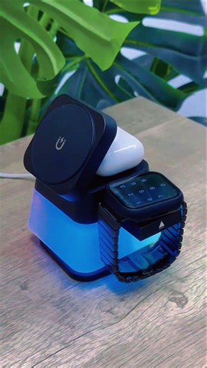 The BEST 4-in-1 Wireless Charger for Your Desk Setup in 2026