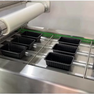 2025 Semi-Automatic Continuous Modified Atmosphere MAP Tray Sealing Machine for Beverage Applications for Cans Foil Film Bottles