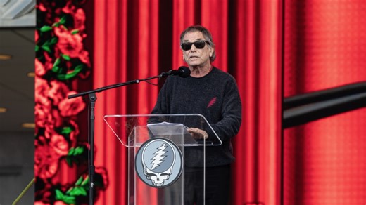 Mickey Hart Eulogizes Bob Weir at His Memorial: "He Was a True Original"