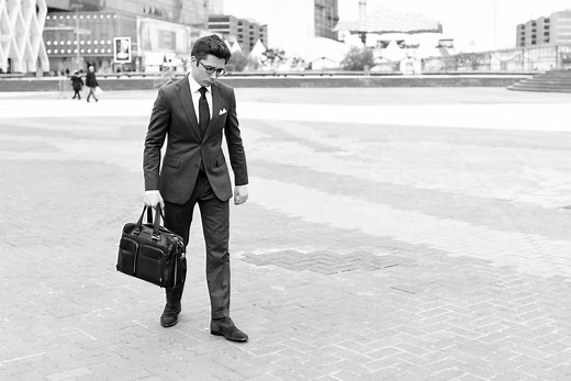 Comment bien s’habiller au bureau ou au travail ? | Conseils pour homme