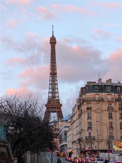 Spring Travel Tips for Paris