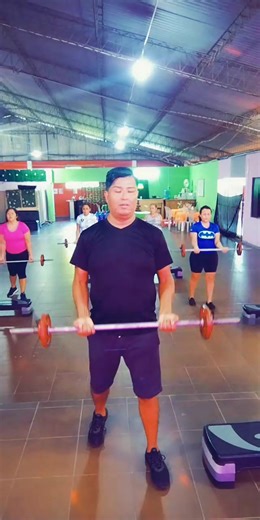 Radical Power Studio Fitness Club by gabo villa #fitness #mamifittness #mujeresentrenando #entrenamientofuncional #stepcoreografico