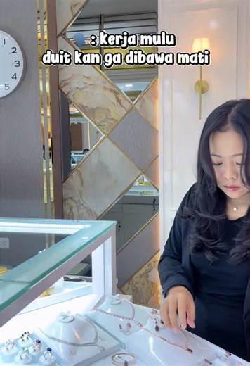 💸: punten nempang lewat kak Melayani pembelian online keseluruh Indonesia 🚛 •Shopee : SSG Jewellery •Tokopedia : SSG Jewellery_ •TikTok : SSG Jewellery Pusatnya fashion perhiasan emas tua masa kini dengan kadar 17k-24k✨ Pesan sekarang via WhatsApp Admin 1. 085292366189 Admin Online 2. 085101607799 Admin Online 3. 081213113717 Admin Online 4. 081272727556 Admin Live #rayapenuhrasa #ssgjewellerypurwokerto #ssgjewellery #purwokerto #fyp