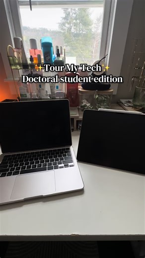 Which note taking app do you prefer: notability or good notes?? #apple #technology #psychology #gradstudent #fyp