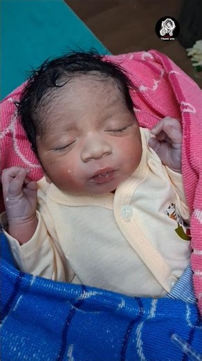 Newborn Baby Milk Feeding & Gentle Burping 💕 | Hungry Cry 😭🍼 | Heart Touching Preemie Moments 💞#baby