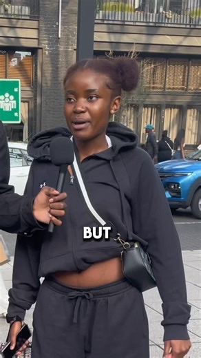 ray✟ on Instagram: "If you’re not fine she’s not letting it slide 😭 #viralvídeo #publicinterview #publicinterviews #fyp #petpeeve"