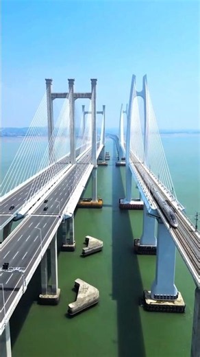 How Engineers Build Massive Bridges Over Rivers | The Amazing Cofferdam Technique Explained #shorts