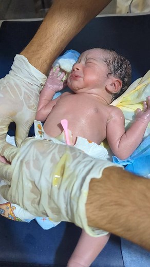 baby still live ...#unfreezemyacount #tiktokteam #newborn #baby