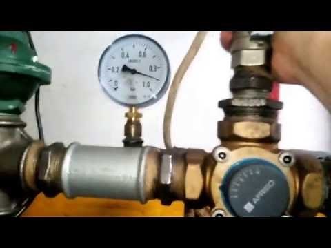 Piec na ekogroszek.Zawór czworodrogowy