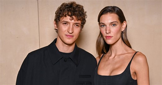 "C’est pas hyper romantique" : les déclaration de Charlotte Cardin aux élèves de la Star Academy sur son couple