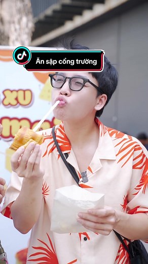 Ăn sập cổng trường Đại học Sư phạm hấp dẫn