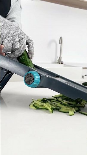 Adjustable Mandoline Slicer. Best For Slicing Food, Fruit and Vegetables.