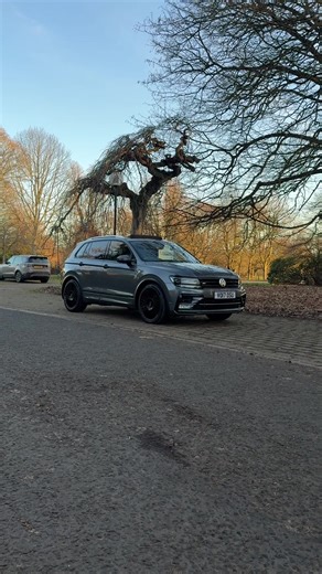 📸NEW ARRIVAL 📸 🔥MASSIVE SPEC🔥 💥PAN ROOF,SAT NAV,CRUISE,£1000 WORTH OF ALLOYS 💥 📲 https://www.mkscar-sales.co.uk/📲 💰💰💰£15995 fin available💰💰💰 Just arrived in our stock is this stunning 2017(17) Volkswagen Tiguan 2.0 TDI BlueMotion Tech R-Line DSG 4Motion Euro 6 (s/s) 5dr with only 81,000 miles with history lovely clean car cracking specification 6 months rac warranty&12 months rac breakdown cover finance also available to arrange viewing Highly recommended to arrange viewing visit M