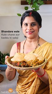 2.9M views · 25K reactions | Aaj banaye bhandare wale chane aur kaddu ki sabji - Halwai wali recipes हलवाई से सीखी भंडारे वाली रेसिपीज - कद्दू की सब्जी और पूजा वाले काले चने #FoodsAndFlavors #RecipesByShilpi #FoodsAndFlavorsByShilpi #Recipes | Foods And Flavors | Facebook