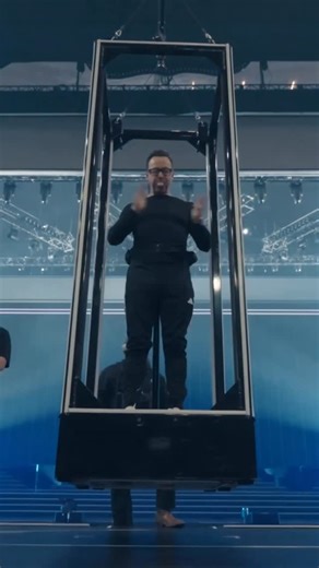 New Kids On The Block on Instagram: "We’re not scared of being up in those boxes 👀😊 Watch the full Behind the Scenes video on our YouTube page….and get ready to go back to Vegas in February for #TheRightStuff residency at @parkmgm. 🤖❤️"
