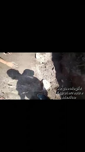 17K views · 477 reactions | Así se encontraron los cuerpos de alienigenas 勞!!!! Parte 1 Si deseas compartir videos arteculturalalienigena@gmail.com Arqueología Extraterrestre Mexico  #arqueologíaextraterrestremexico #mexico #ovni #Entérate #ufos #extraterrestre #viral #alienigenas #arqueología #viralpost | Arqueología Extraterrestre Mexico | Facebook