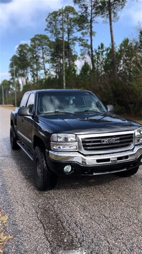 That 2014 Ford Taurus (@rip.young.dolph)’s videos with Kickin Up Mud - Brandon