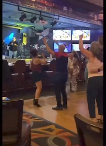 It was a nice night at Silver Sevens Hotel & Casino thanks my people for your support, I appreciate you very much 🫶🏾 | Berni Nash