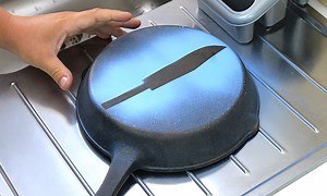 6.2M views · 27K reactions | A real knife made of an old frying pan! | 5-Minute Crafts | Facebook