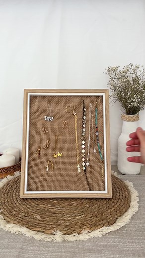 DIY Jewellery Display Ideas for Handmade Gifts