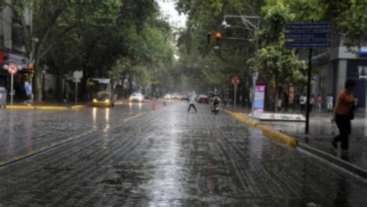 Fuerte tormenta y granizo en el Gran Mendoza: mirá en vivo el radar de Contingencias climáticas