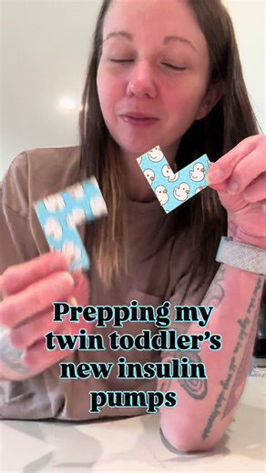 So excited for our new journey with the @tandemdiabetes Mobi🫶 Tomorrow I will be posting my thoughts on the transition from omnipod to mobi and how the first few days have been going. Decorating their Mobi’s with the cutest stickers from Three Gals Decals on Etsy. I found pink & purple cases from Deck My Diabetes! You know we survive off of pink & purple color coding in this T1D Twin house🩷💜 ➡️ If your thinking about making the switch or starting your pump journey with mobi, let me know your 
