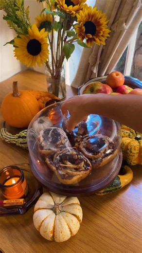 3.1K views · 82 reactions | fresh out the oven—the lip balm flavor of the season. say hello to Cinnamon Apple Crisp.  #burtsbees #lipcare #lipbalm | Burt's Bees | Facebook