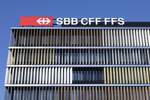 Les CFF lancent un plan d'économies après un bilan 2022 dans le rouge | RTS