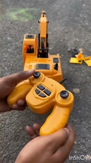 Remote Control Excavator – So Relaxing”