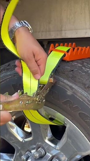 Get Your Car Unstuck Easily With This Amazing Gadget