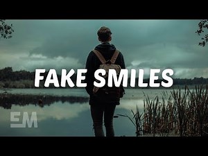Munn - Fake Smiles (Lyrics)