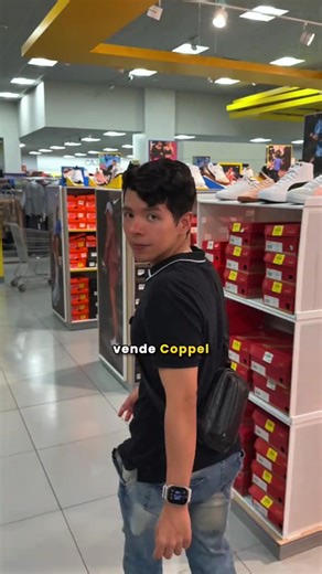 @Eddy eddylegar ya está viendo el futuro... 👓 Y sí, es a través de los nuevos Ray-Ban Meta, que encontró en Coppel.com Tecnología, estilo y primeras impresiones que nos dejaron ✨impactados✨. ¿Tú ya tienes los tuyos? Búscalos en la App #Coppel o en Coppel.com. #RayBanMeta #GadgetsConEstilo #CoppelTech