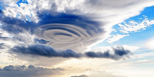What is this UFO-shaped cloud doing over eastern China?