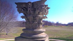 What is the identity of a leafy design that is common in ancient architecture?