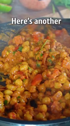 230K views · 3.7K reactions | #vegan #easyrecipes #easycooking #vegancooking #veganrecipes #easyveganmeals #easyveganrecipes #quickcooking #peanutstew | Plant Based & Vegan Recipes For Beginners | Facebook