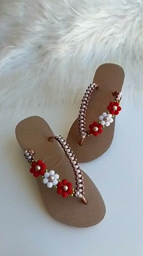 Havaianas decoradas chinelos com pérolas craqueladas