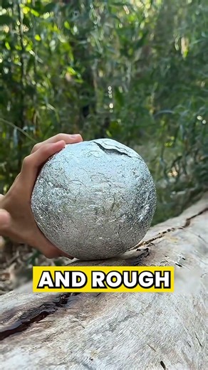 Turning Aluminum Foil Into a Mirror Sphere 🤯