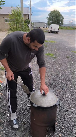 Акмал Махрамкулов on Instagram: "Ошга мархамат ишхонага келизлар"