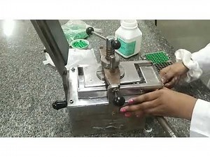 Hand Operated Capsule Filling Machine!! Let's learn to make capsules in Lab