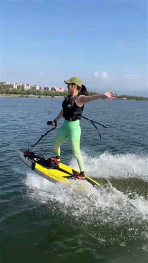 RUSH WAVE power electric surfboard #rushwave #Surfing #surfboard #electricsurfboard